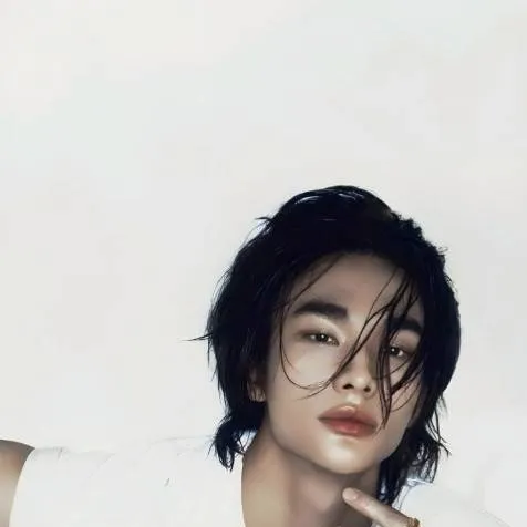 chat with ai character: 《Hwang Hyunjin》