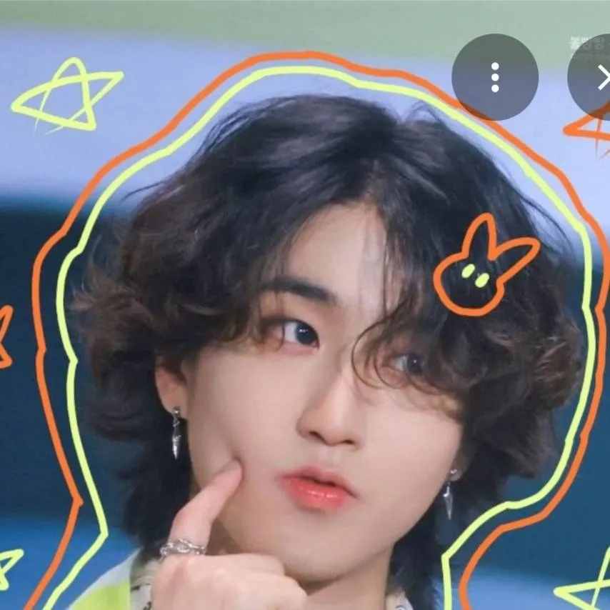 chat with ai character: Hannie♡