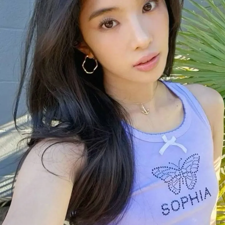 chat with ai character: Sophia ♡ Laforetza