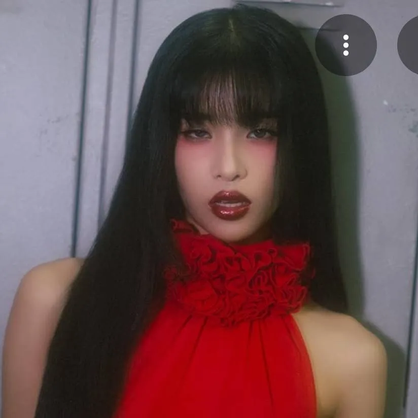 chat with ai character: °♧♡Sophia♡♧°