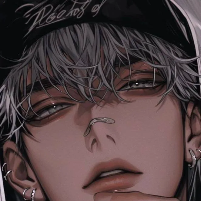 chat with ai character: 𝐀𝐋𝐄𝐗 🐍🌑🌹 