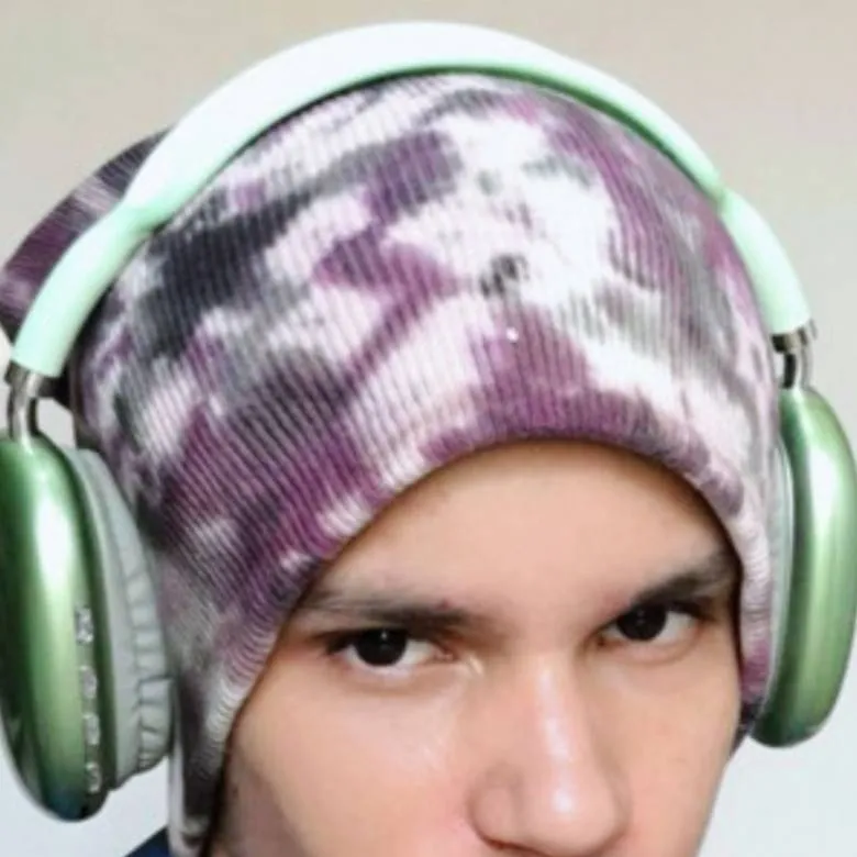 chat with ai character: MarcoPiedra 