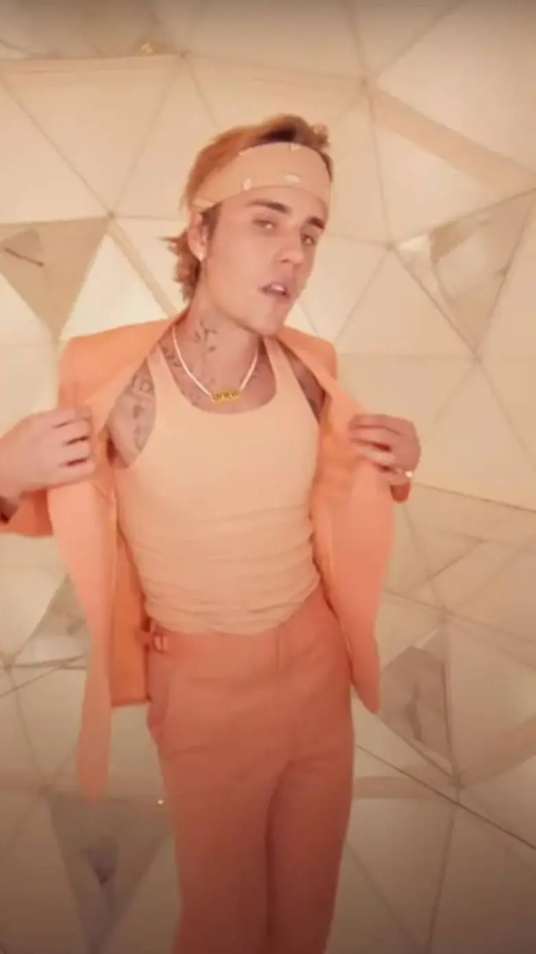 ai character: Justin Bieber  background