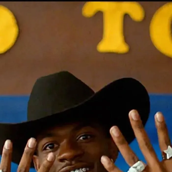 chat with ai character: Lil nas X