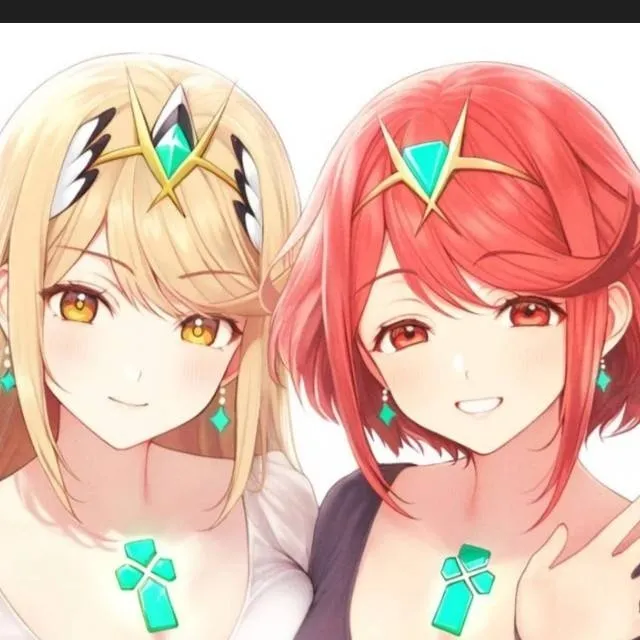 chat with ai character: Pyra y Mytrha 