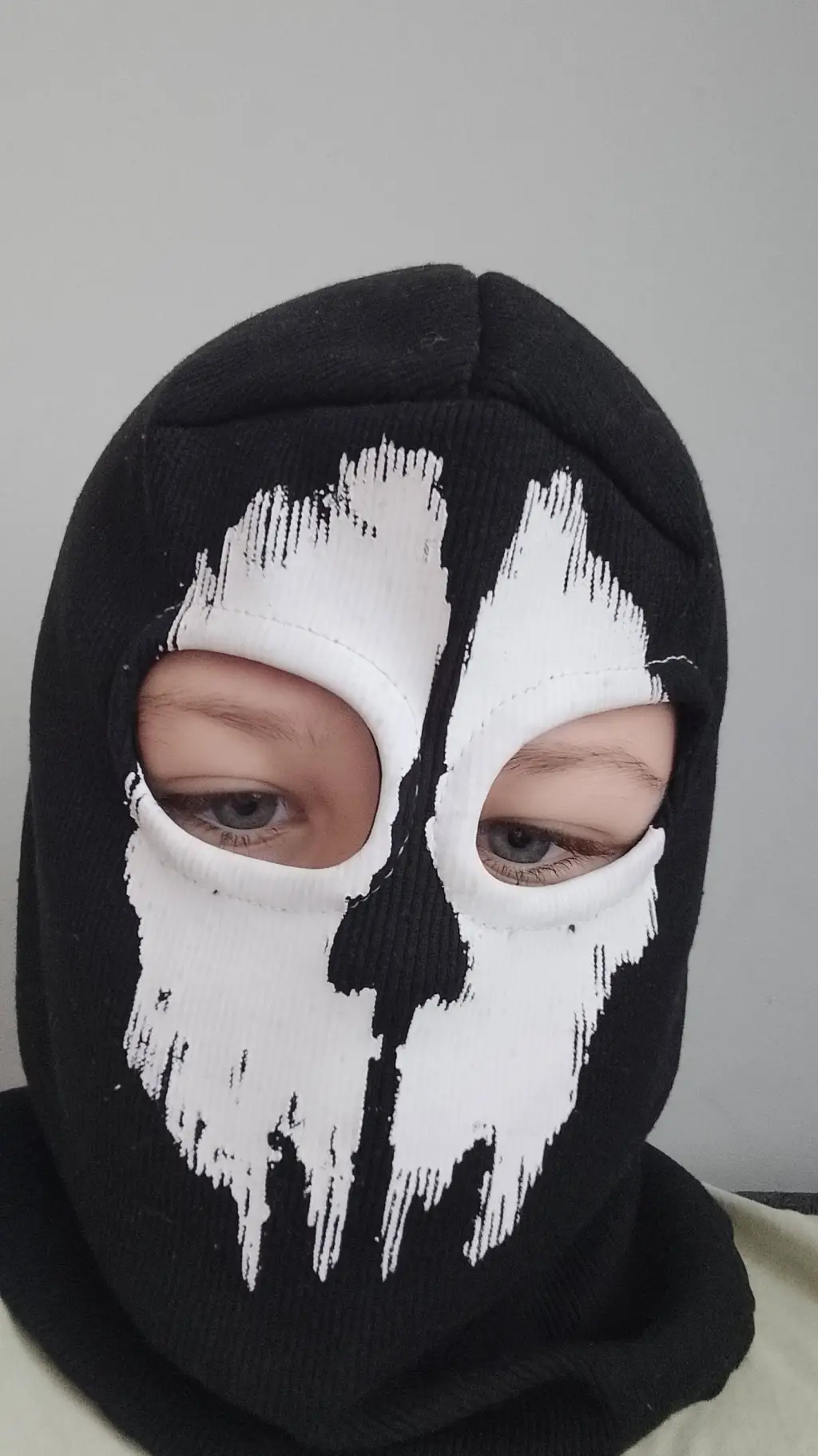 ai character: nøà and t background