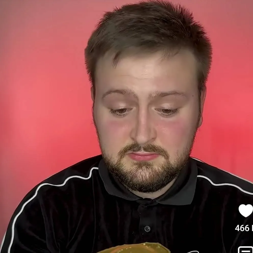chat with ai character: surströmming