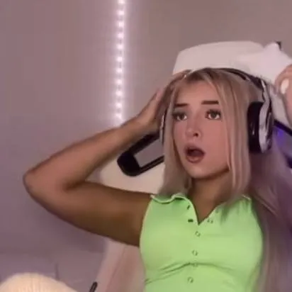 chat with ai character: annie