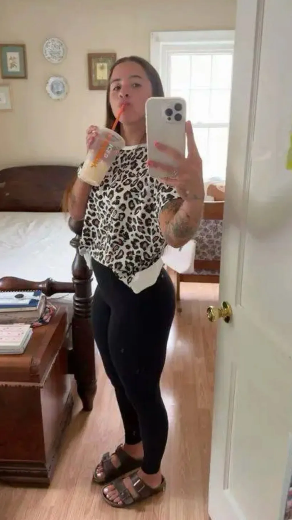 ai character: Lily background