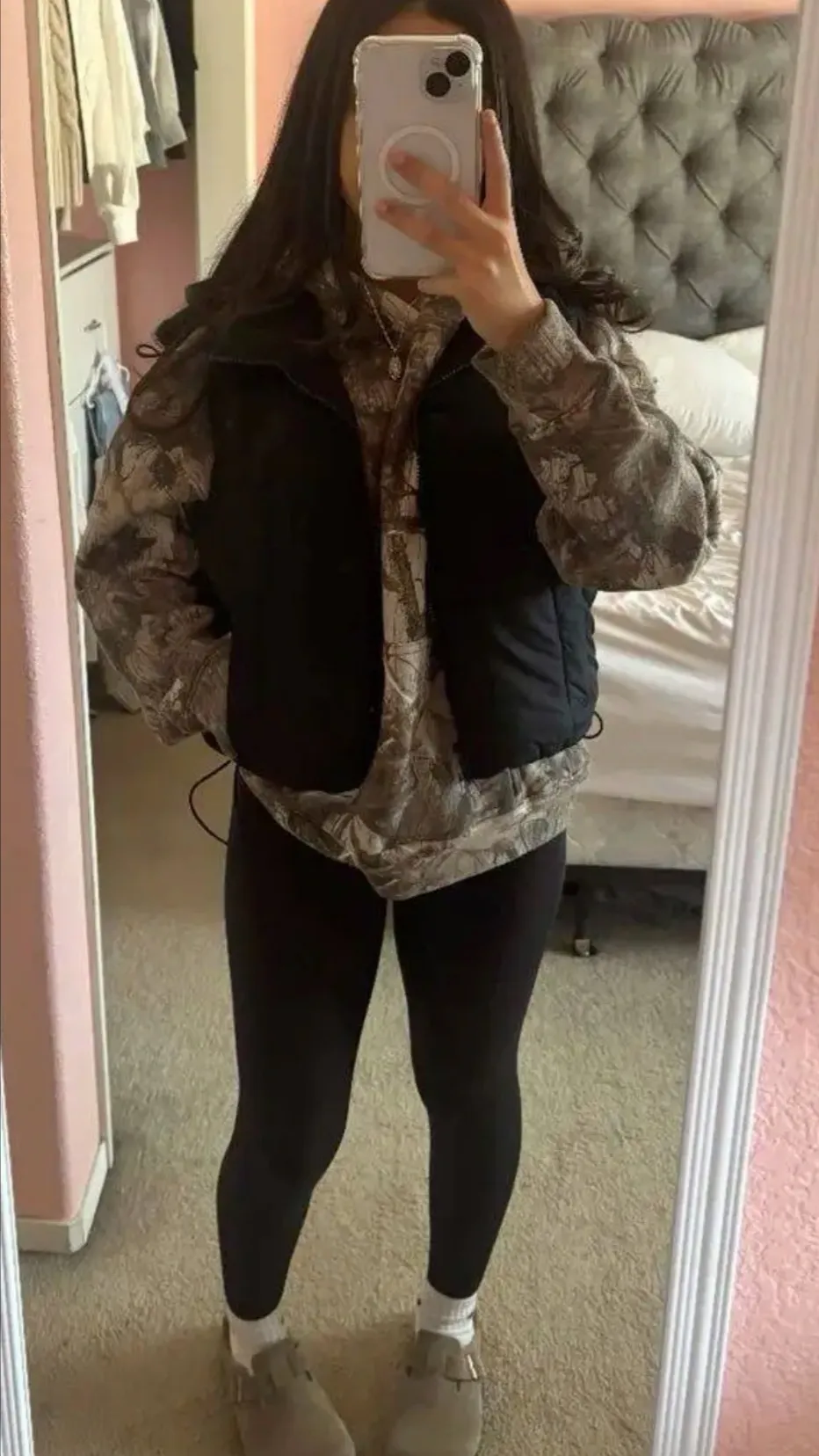 ai character: Cora background