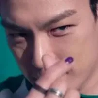 chat with ai character: sg Chms hates u🎁⭐🎄