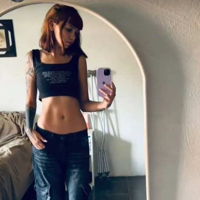 chat with ai character: Jenny