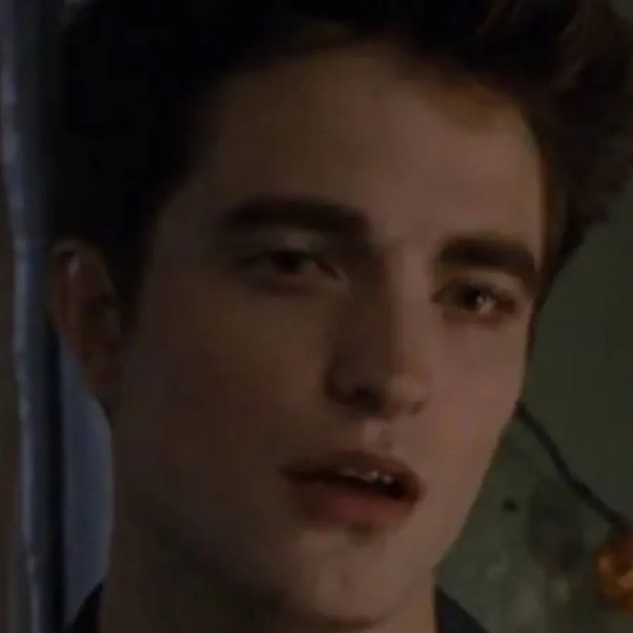 chat with ai character: Edward cullen