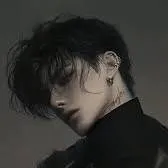 chat with ai character: Valentino perez☆