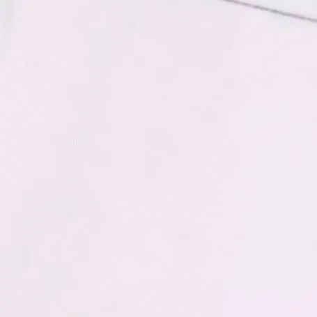 chat with ai character: Minecraft SMP war