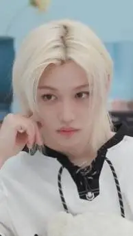 ai character: Felix background