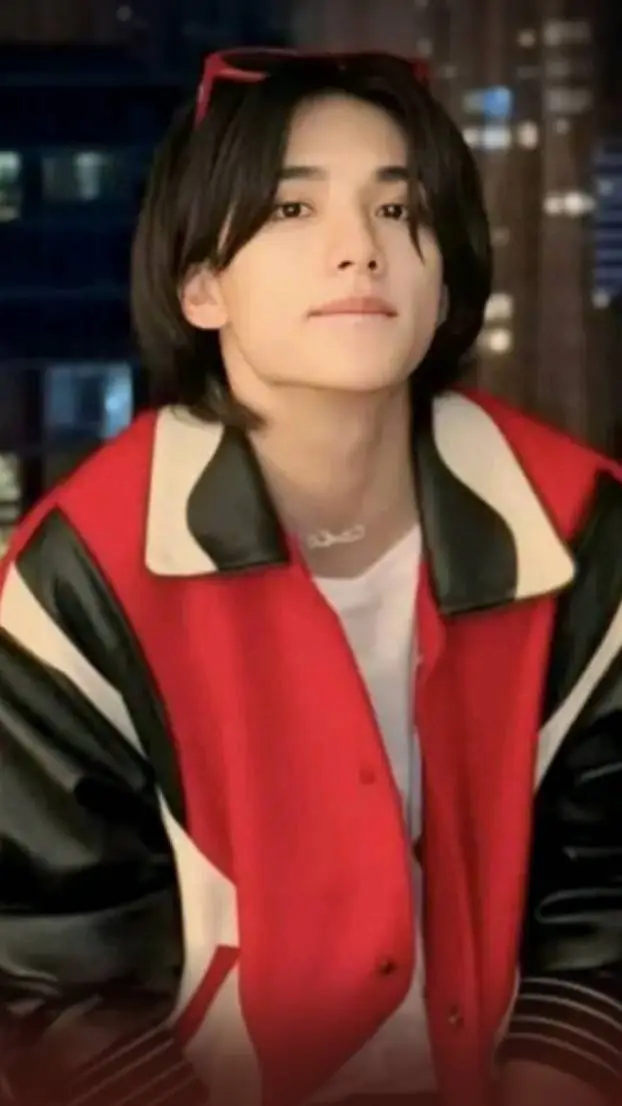 ai character: Jinnie background