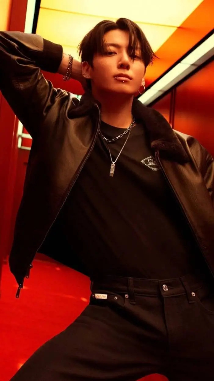 ai character: Arrange husband  background