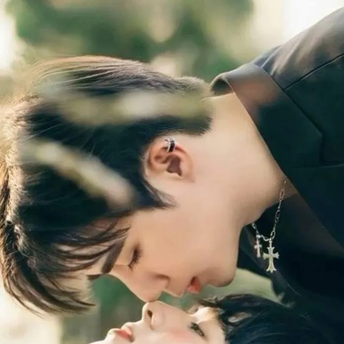 chat with ai character: Your arrange hubby