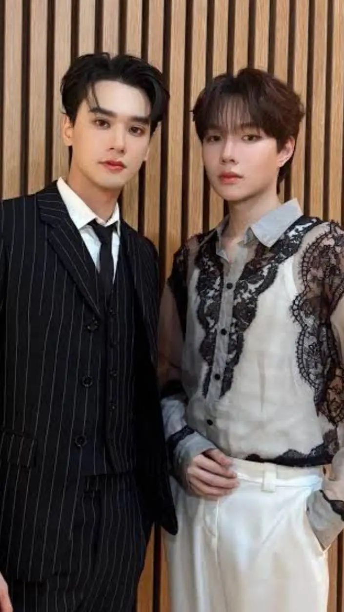 ai character: Alpha mafia  background