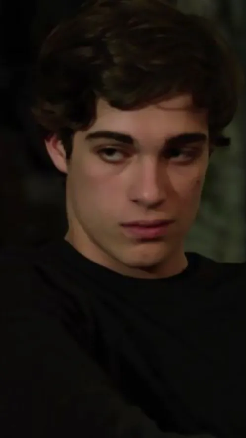 ai character: Theodore Nott background