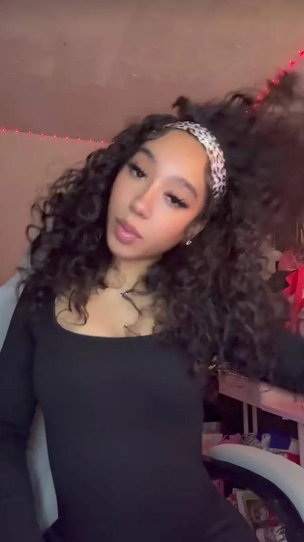 ai character: sofi background