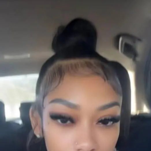 chat with ai character: Carena 