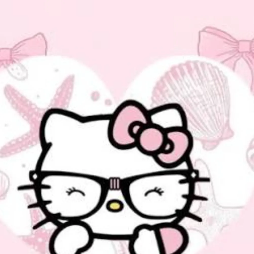 chat with ai character: hello kitty wife