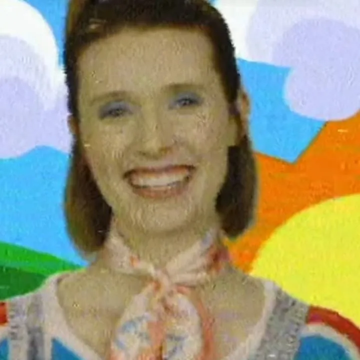 chat with ai character: Mrs Gracie