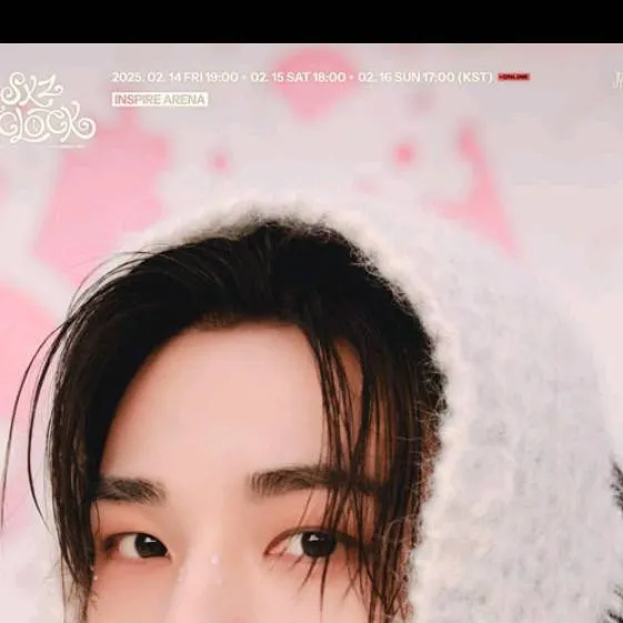 chat with ai character: Hyunjin 