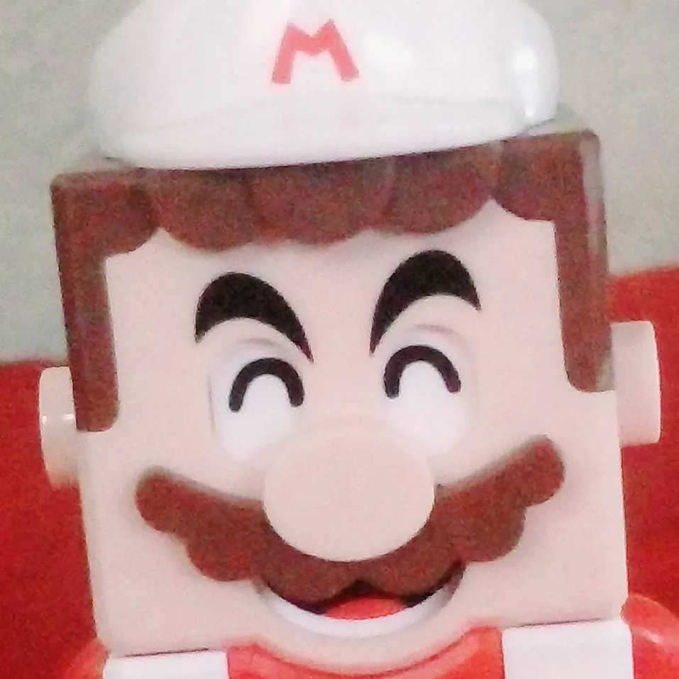 chat with ai character: Lego Mario🔥