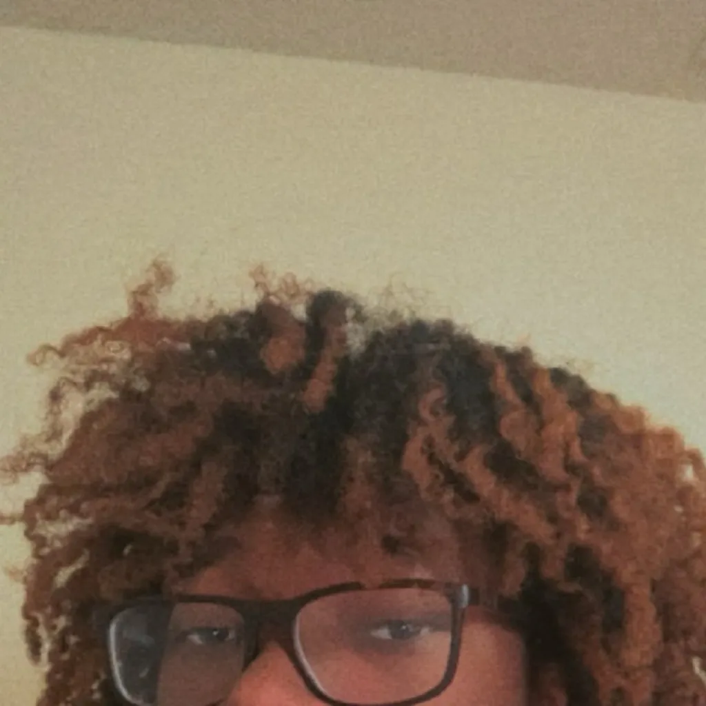 chat with ai character: Evan 