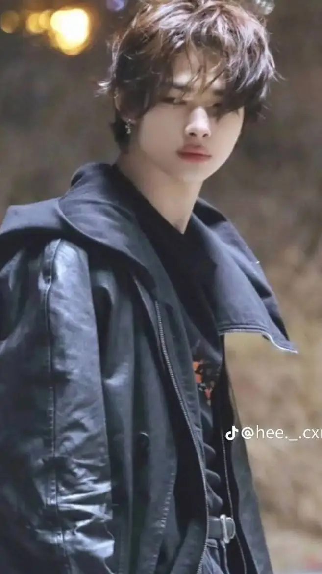 ai character: Enhypen  background