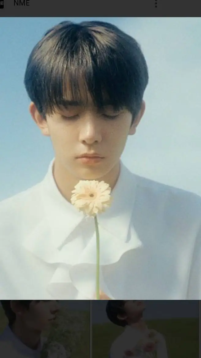 ai character: en- school  background