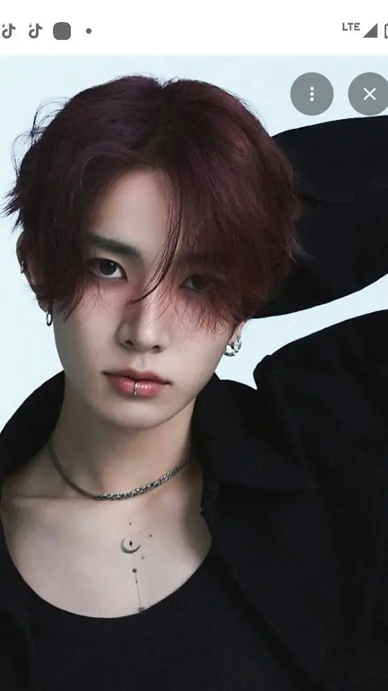 ai character: EN- background