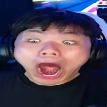 chat with ai character: Ale Wang