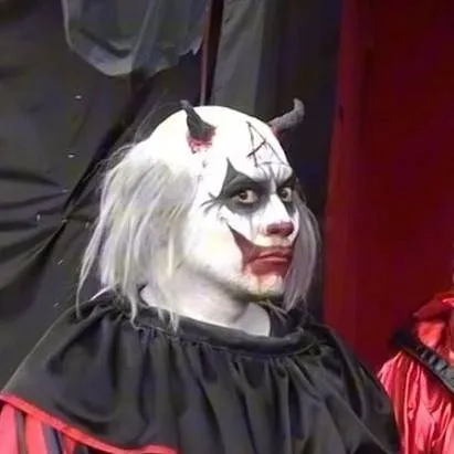 chat with ai character: Duffy