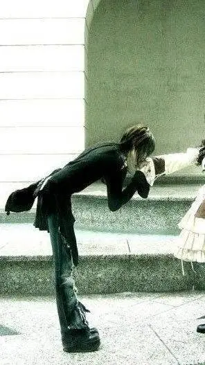 ai character: Samy alex background