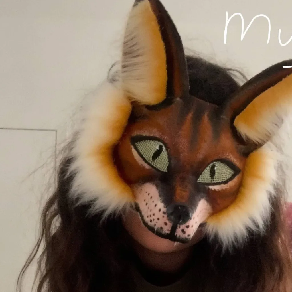 chat with ai character: Lili therian 