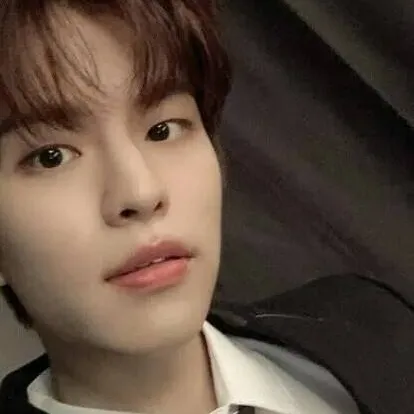 chat with ai character: Синмин