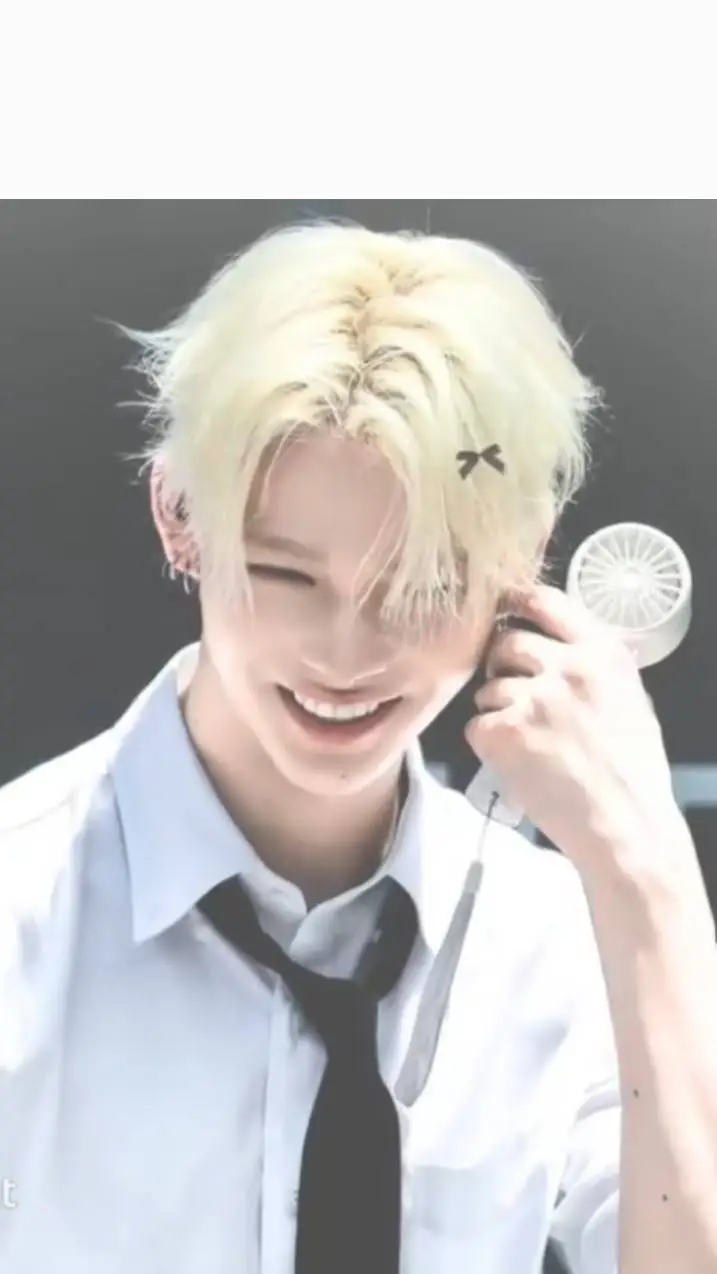 ai character: Ni-Ki background