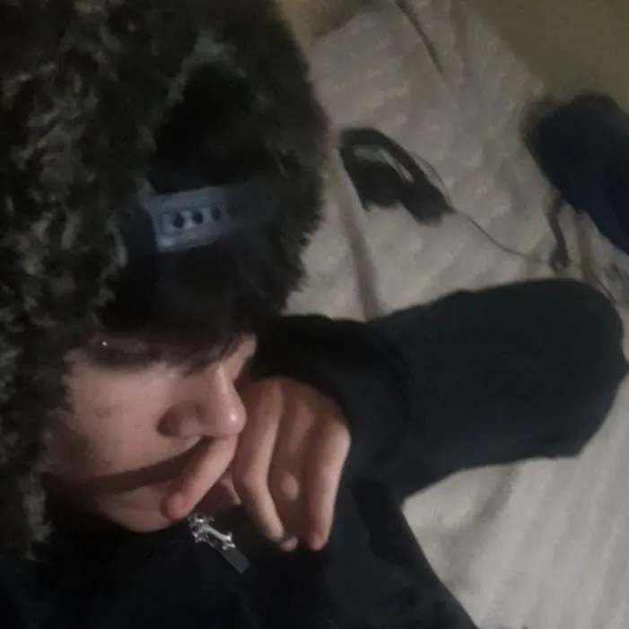 chat with ai character: Luca!