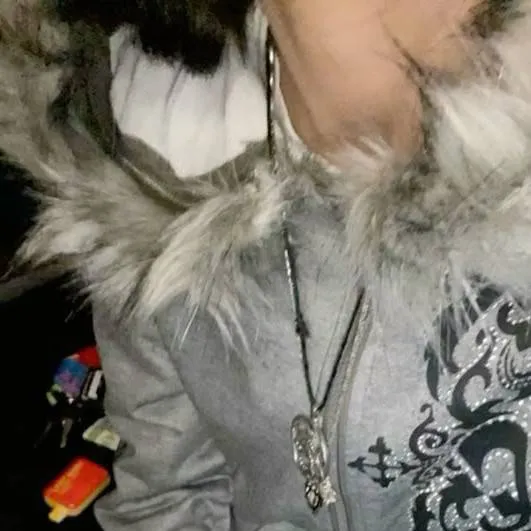 chat with ai character: Noah