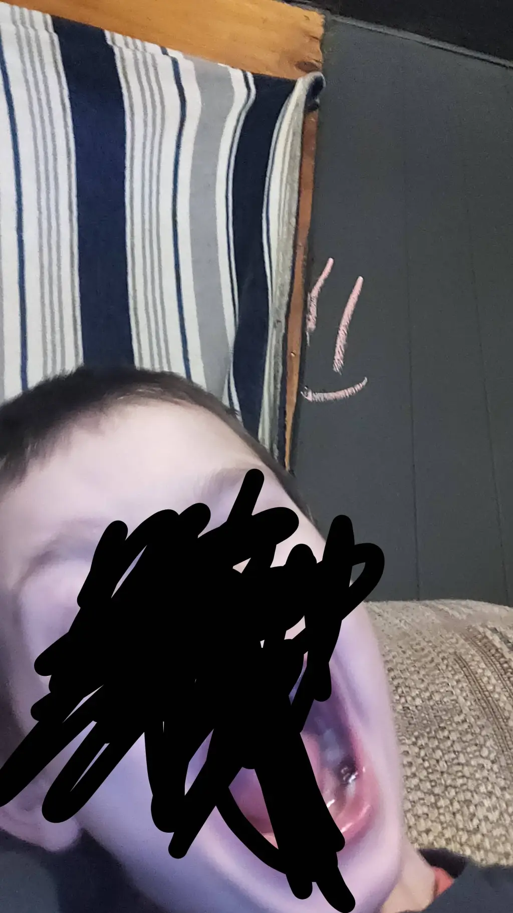 ai character: pibby corrupted Zw background