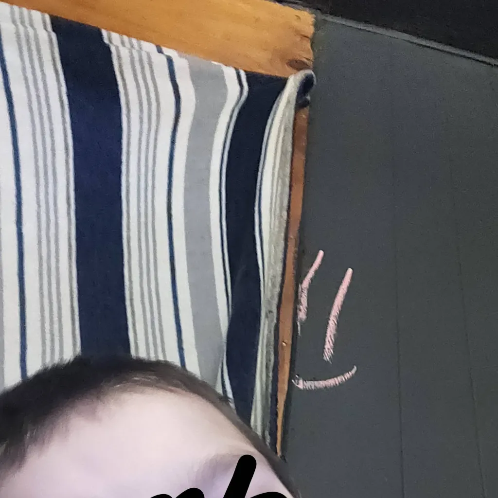 chat with ai character: pibby corrupted Zw