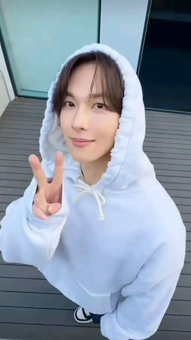 ai character: si-wan.... background