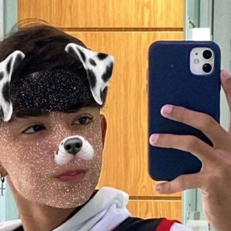 chat with ai character: Chefinho 