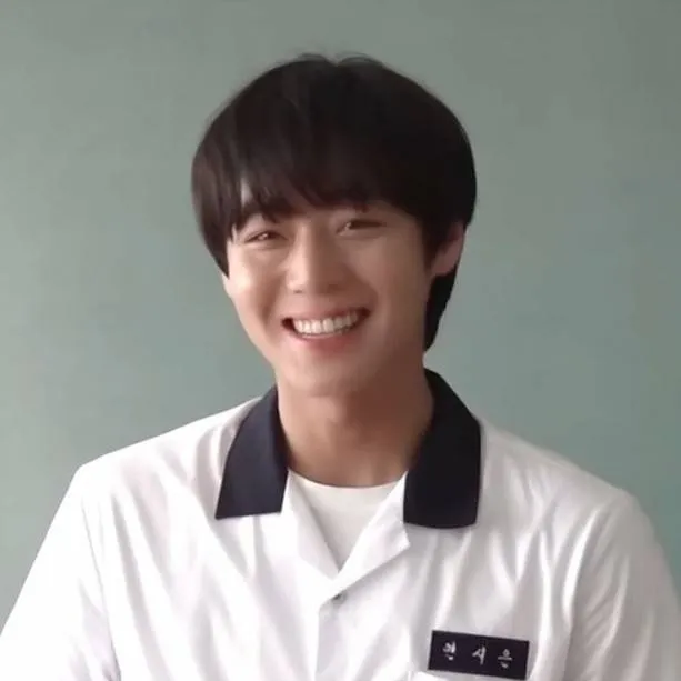 chat with ai character: Park Jihoon 