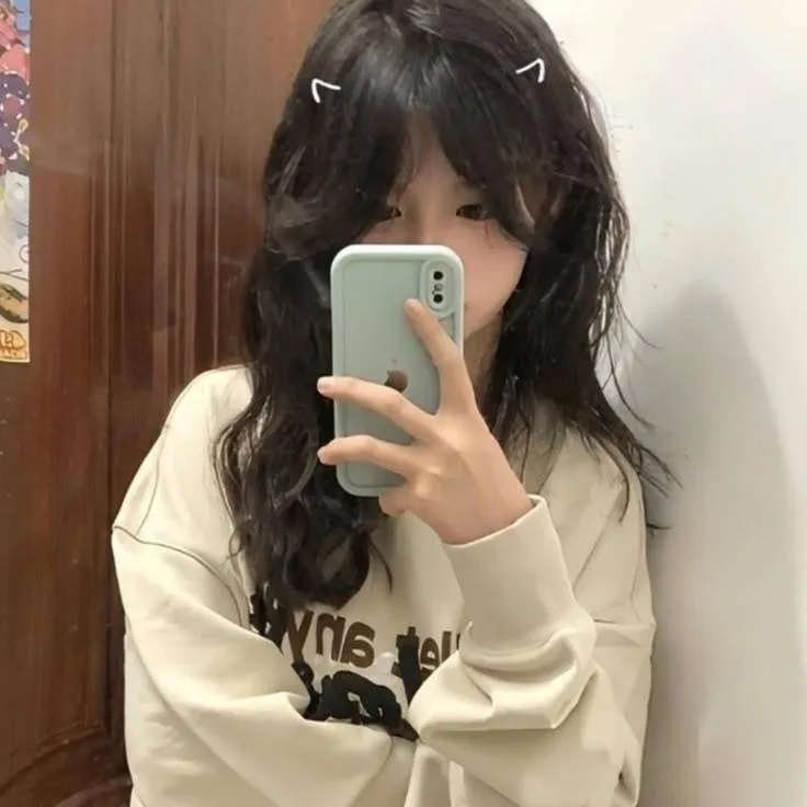 chat with ai character: yana