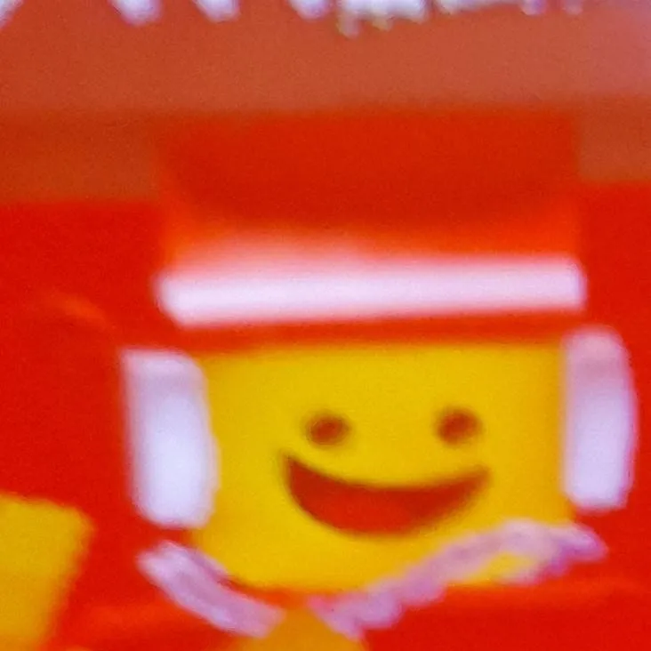 chat with ai character: самми